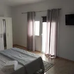 Eucaliptos Nyaraló